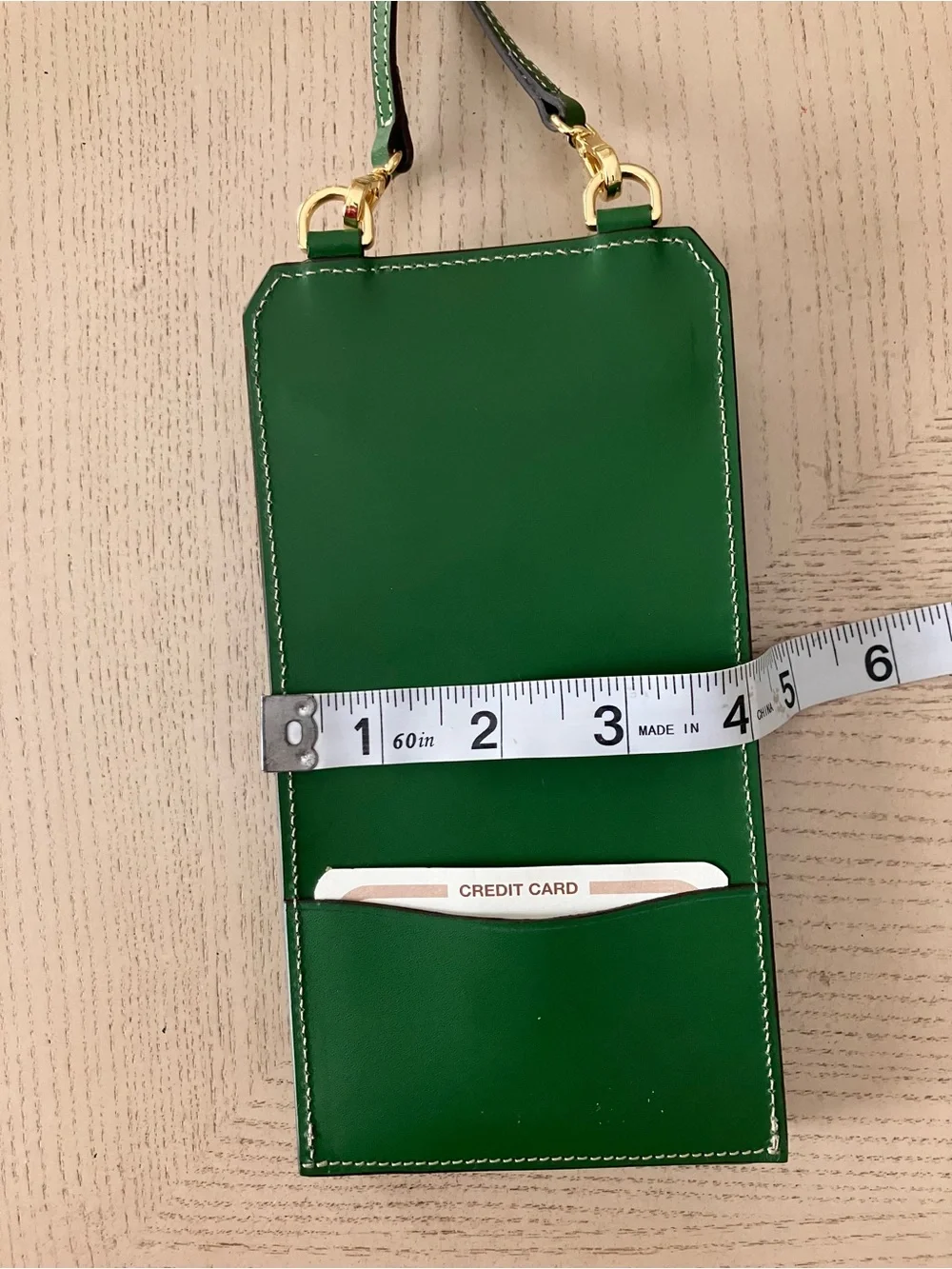 Sid Mashburn Green Leather Crossbody Phone Bag | Modern - Quiet Luxury